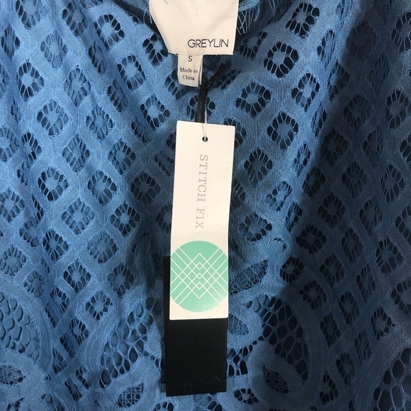New Stitchfix | Greylin lace cold shoulder top S - Picture 4 of 4